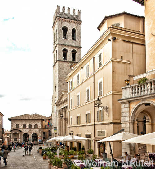 Assisi, Piazza del Comune - Foto: © Wolfram Mikuteit